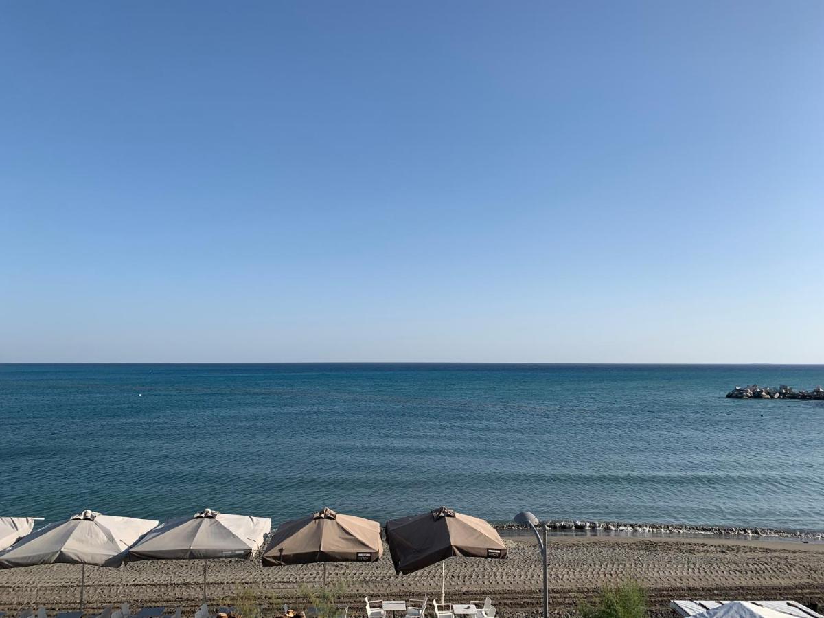 Central Urban Luxury Sea View Apt Since 2009 Иерапетра Экстерьер фото